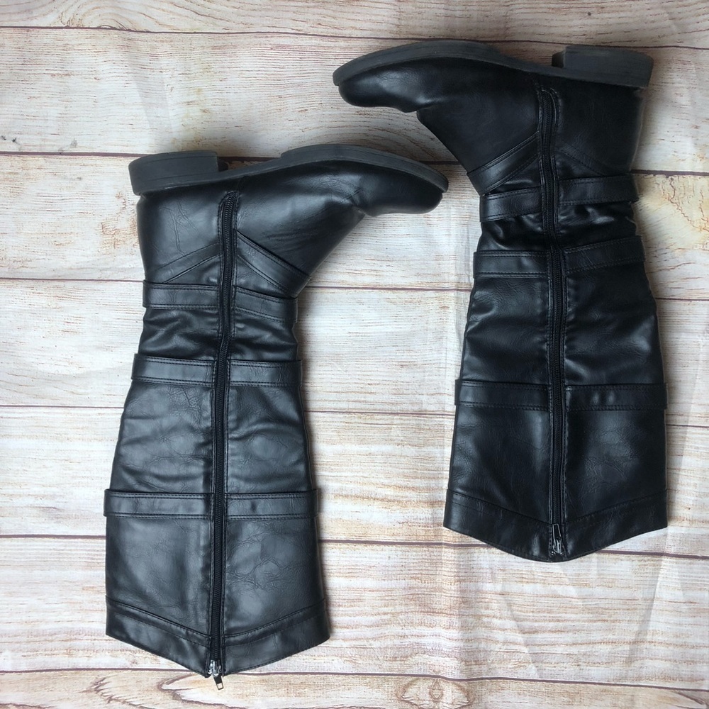 Twisted Black/Gold boots‎ - Picture 3 of 6